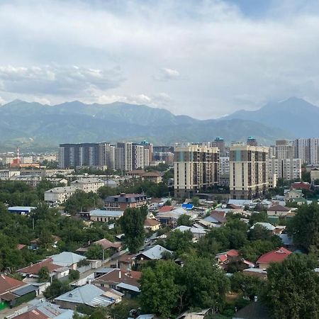 Heaven Apartment Mountain View อัลมาตี ภายนอก รูปภาพ