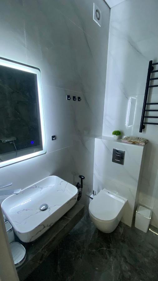 Heaven Apartment Mountain View อัลมาตี ภายนอก รูปภาพ